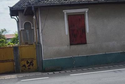 Casă cu Teren 1000 Mp în Maglavit - 1