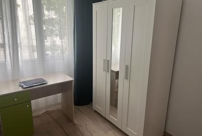Apartament cu 3 camere decomandat în Titan - 8