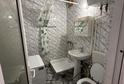 Garsonieră decomandată în Central - 7