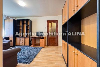 Apartament cu 2 camere semidecomandat în Micro 15 - 5