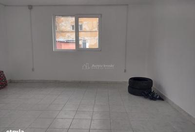 Spațiu comercial, de 40 mp, în Ultracentral - 2
