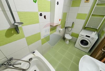 Apartament spatios de vânzare 2 camere EROILOR . VOLUNTARI A3 - 18