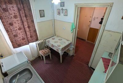 Apartament cu 2 camere semidecomandat în Traian - 4