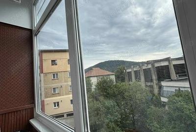 Apartament cu 2 camere decomandat în Central - 8