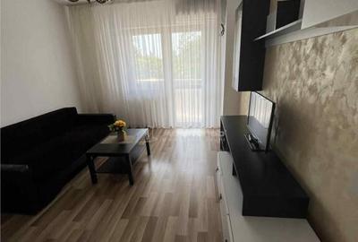 2 camere - decomandat - renovat - usor negociabil - bd.Nicol - 2