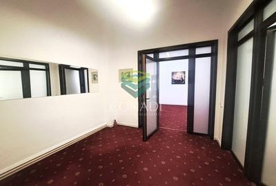 Casă individuală cu 4 camere cu Canalizare în P-ța Muncii - 1