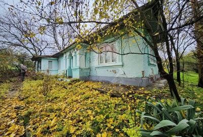 Casă cu 3 camere cu Teren 2200 Mp în Frasinu