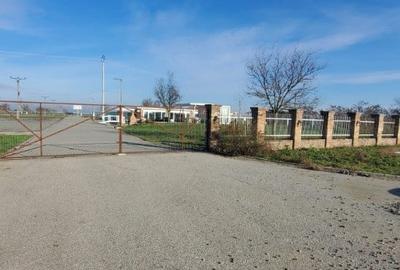 Teren de 41000 mp, în Central - 17