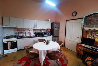 Apartament 2 camere în zona ULTRACENTRALA - 1