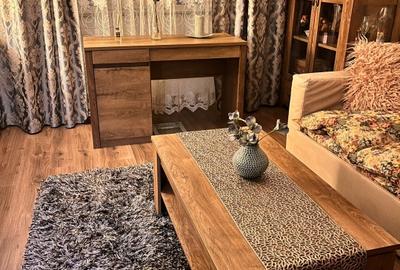 Apartament cu 3 camere decomandat în Gară - 2