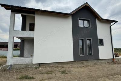 Casa de vanzare, la 10 minute de Slatina direct de la propietar - 4