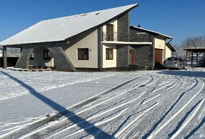 Casa de vanzare la cheie 280mp - 1