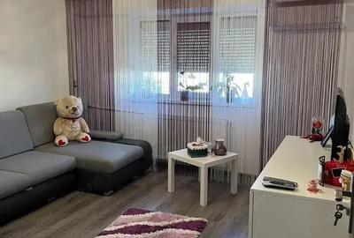 Garsonieră în Romană - 1