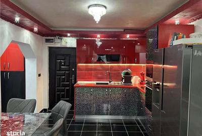 Apartament cu 3 camere decomandat în Exterior Vest - 4