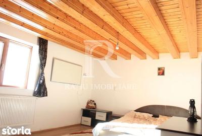 Casă cu 5 camere cu Teren 4458 Mp în Bratca - 6