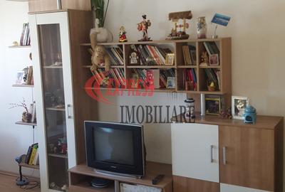 Apartament cu 3 camere decomandat în Dristor - 2