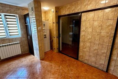 Apartament cu 3 camere decomandat în Tineretului - 11