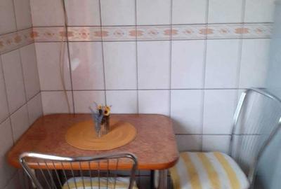 Garsonieră decomandată în Berceni - 2
