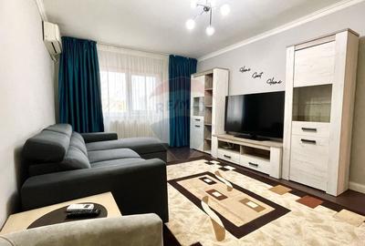 Apartament cu 2 camere decomandat, mobilat în Central