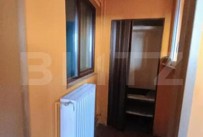Casă cu 6 camere cu Teren 271 Mp în Malu Roșu - 2