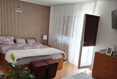 Apartament cu 4 camere decomandat în Sud - 4