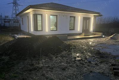 Casă cu 4 camere cu Teren 600 Mp în Exterior Vest - 4