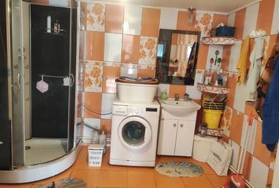 Casă cu 4 camere cu Teren 194 Mp în Central - 5