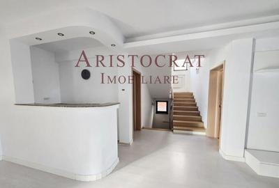 Casă cu 5 camere cu Teren 608 Mp în Ostratu - 1