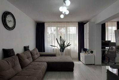 Apartament cu 4 camere decomandat în Exterior Vest - 2