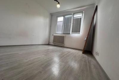 Apartament cu 3 camere decomandat în Drumul Taberei - 6