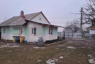 Casă cu Teren 1600 Mp în Central - 6