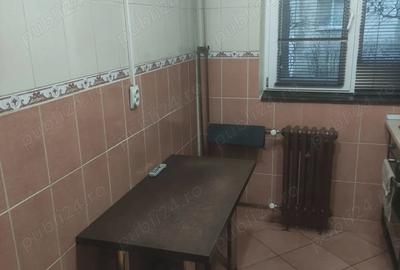 Apartament 2 camere , semidecomandat , Ploiesti zona Vest , Podul Inalt , complet mobilat - 2