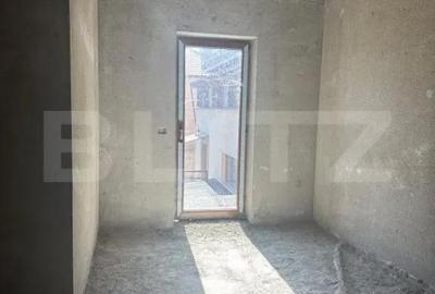 Casă cu 7 camere cu Teren 2600 Mp în Rădăuți - 12