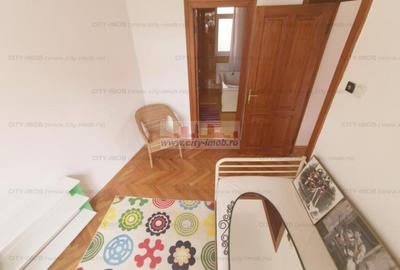 Casă individuală cu 5 camere decomandat cu Canalizare în Dorobanți - 50