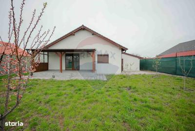 Casă cu 3 camere cu Teren 500 Mp în Biharia - 2