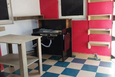 Dau in chirie Spatiu Comercial , SC 35 mp, bun firme, birouri etc - 4