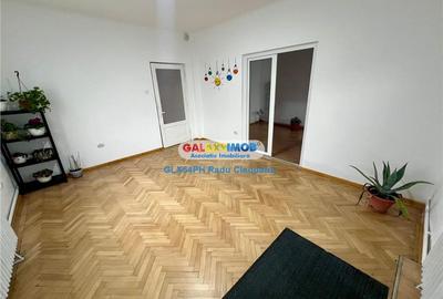 Spațiu comercial, de 70 mp, în Central - 2