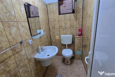 Spațiu comercial, de 65 mp, în Central - 5