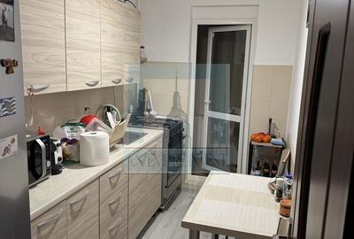 Apartament cu 2 camere decomandat în Astra