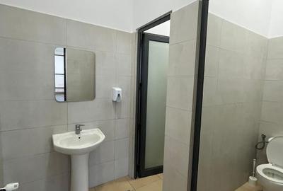 Spațiu comercial, de 650 mp, în Central - 6