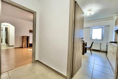 Apartament Renovat cu 2 Camere si Parcare zona Centrala - 7