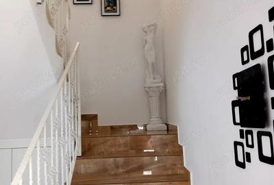 De Vinzare Casa cu Etaj Gradina si Piscina - 7