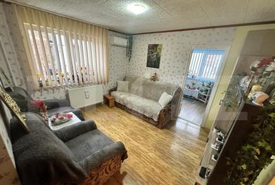 Apartament cu 3 camere semidecomandat în Gojdu - 11