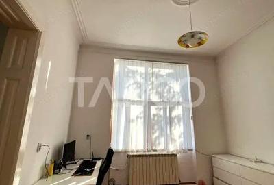 Apartament cu 3 camere decomandat, mobilat în Trei Stejari - 4