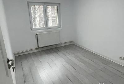 Apartament cu 3 camere decomandat în Central - 3