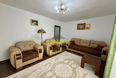 Apartament cu 3 camere decomandat în Central - 2
