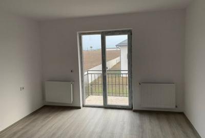 Ulmi,Dambovita VÂNZARE proprietate- casa si teren - 4