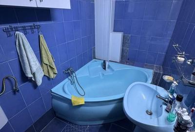 Apartament cu 2 camere semidecomandat în Victoriei