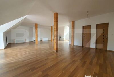 Spațiu comercial, de 100 mp, în Central - 4