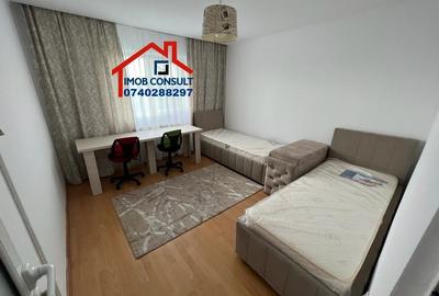Apartament cu 3 camere decomandat în Nord - 1